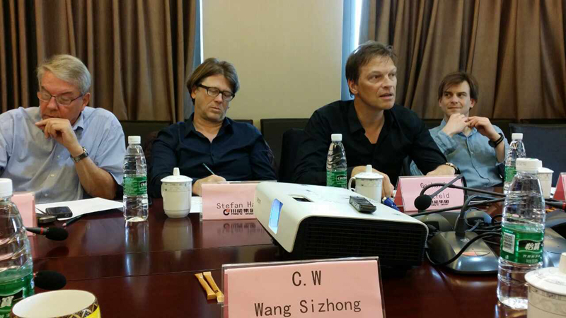 德國(guó)設(shè)計(jì)團(tuán)隊(duì)到川威(圖1)