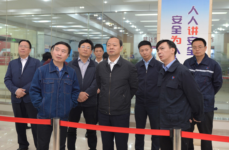 內(nèi)江市委書記馬波調(diào)研川威指出：堅(jiān)決支持川威(圖3)