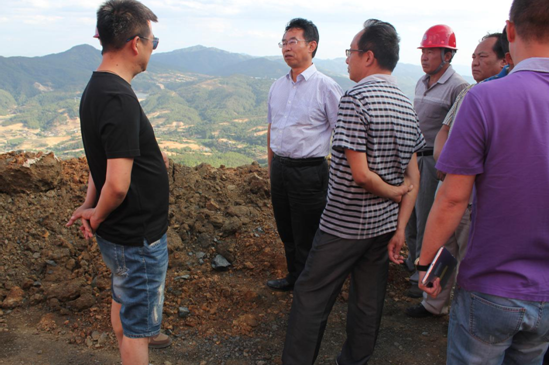 會理縣縣委書記李懷良一行到秀水河選廠調(diào)研(圖1)