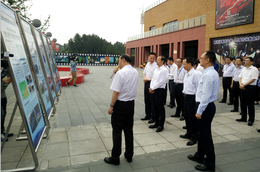 市委書記馬波率隊到川威連界區(qū)域現(xiàn)場調研(圖2)