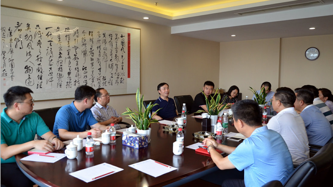 王勁董事長(zhǎng)赴成都龍港鋼材交易中心考察調(diào)研(圖2)