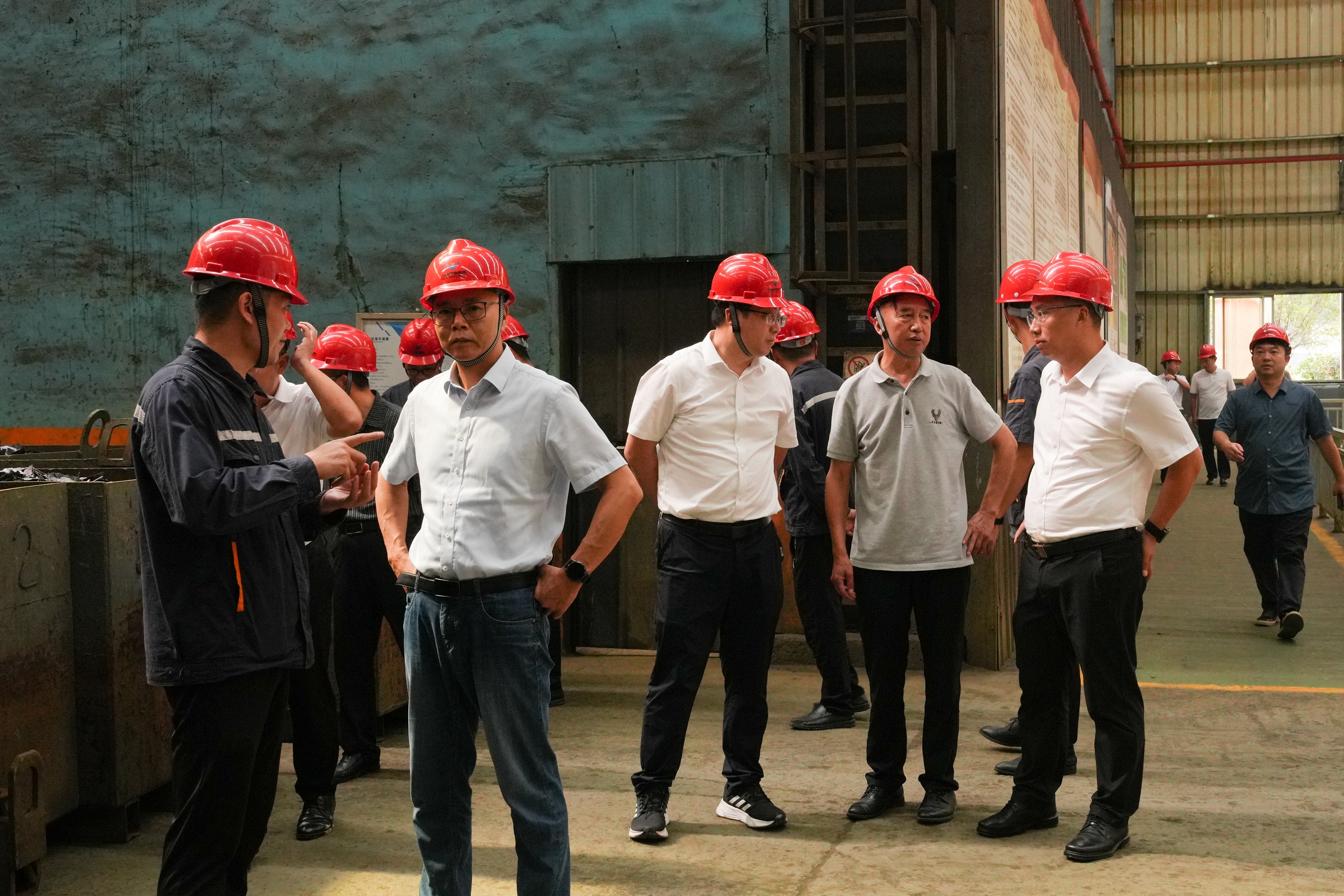 四川省銀河化學股份公司到川威連界基地調(diào)研(圖2)