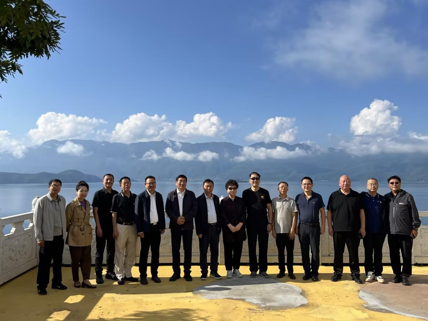 大力支持  彰顯底蘊  奮力發(fā)展—— 鄧顯祥調(diào)研鹽源瀘沽湖達祖項目