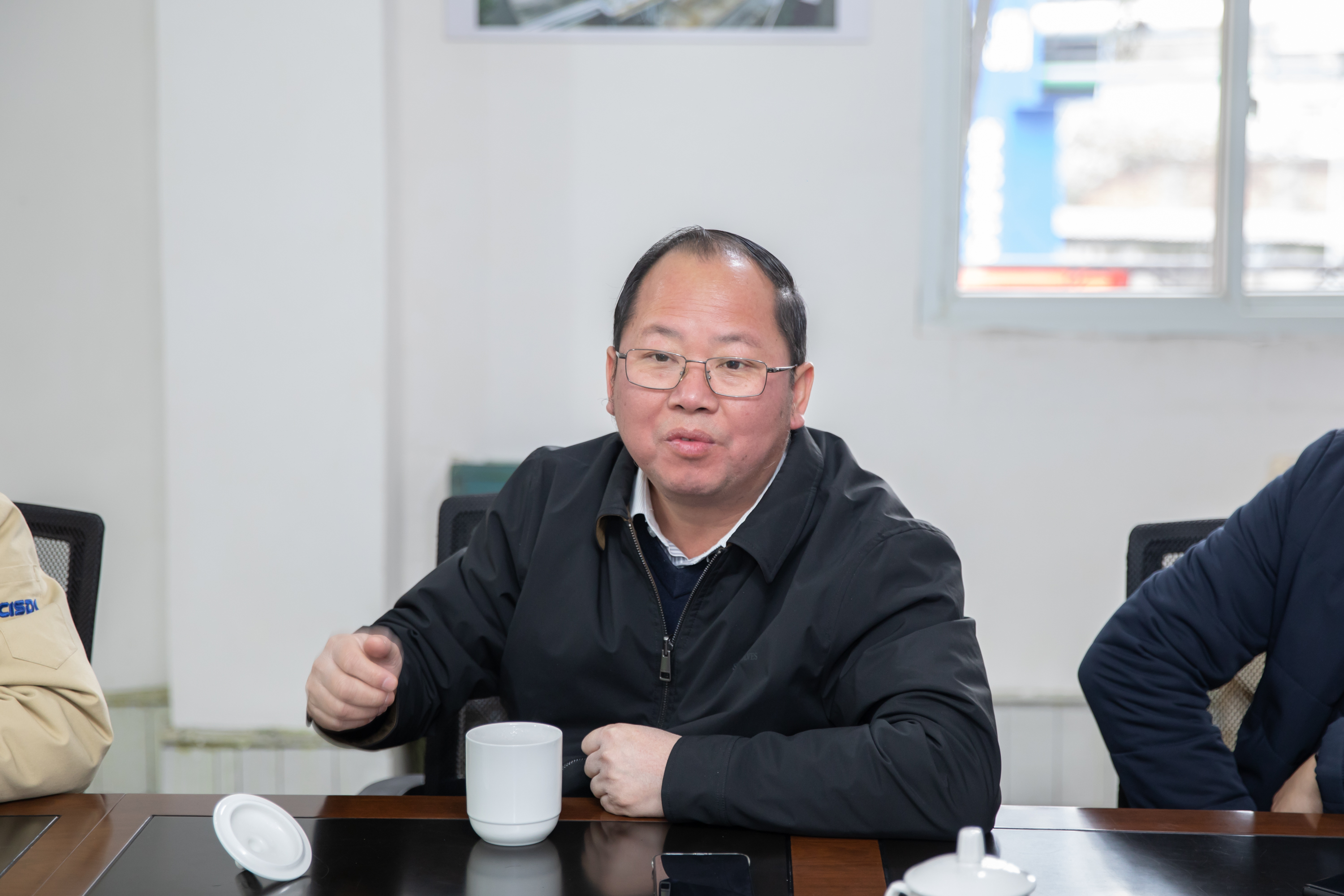 工信部原材料司鋼鐵處副處長張緒武一行到川威連界基地調研(圖3)